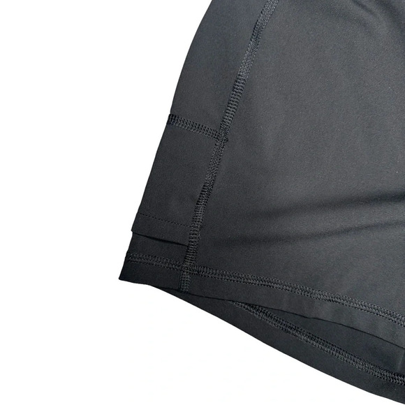 Peter Millar Women's Black Stretch Short.  Sz: M - Picture 2 of 4